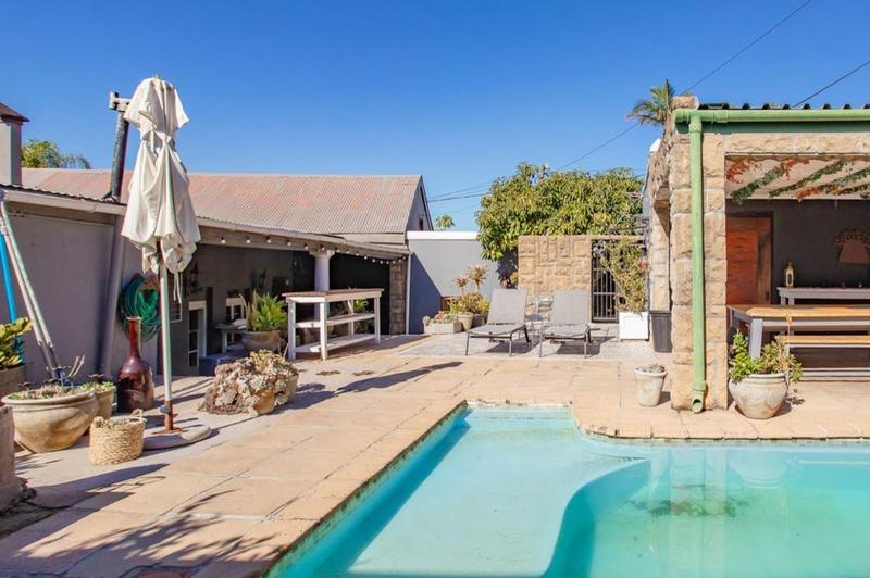 5 Bedroom Property for Sale in Paarl Western Cape